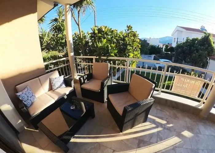 Summerhouse Nea Karvali